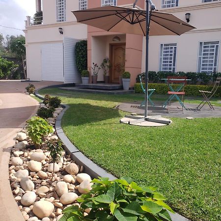 Tia Vahine Hotel Ivato  Exterior photo